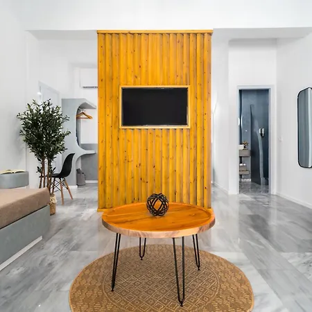 Oliva Santorini * Kamári