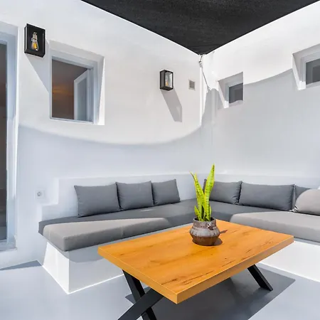 Oliva Santorini アパート *